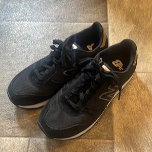 New Balance women’s running shoe